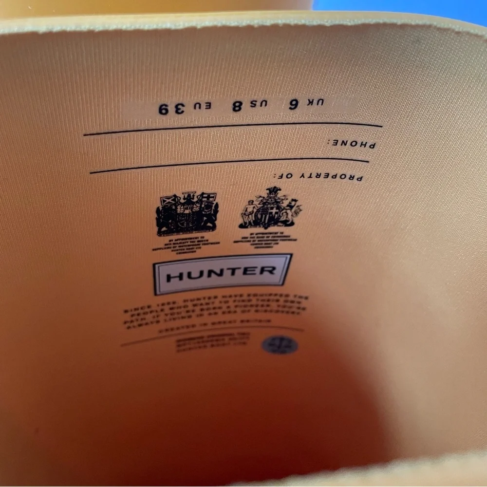 Hunter Boots Tall Size 8 Waterproof Classic Women's Yellow Rubber Rain Boots - Picture 7 of 7